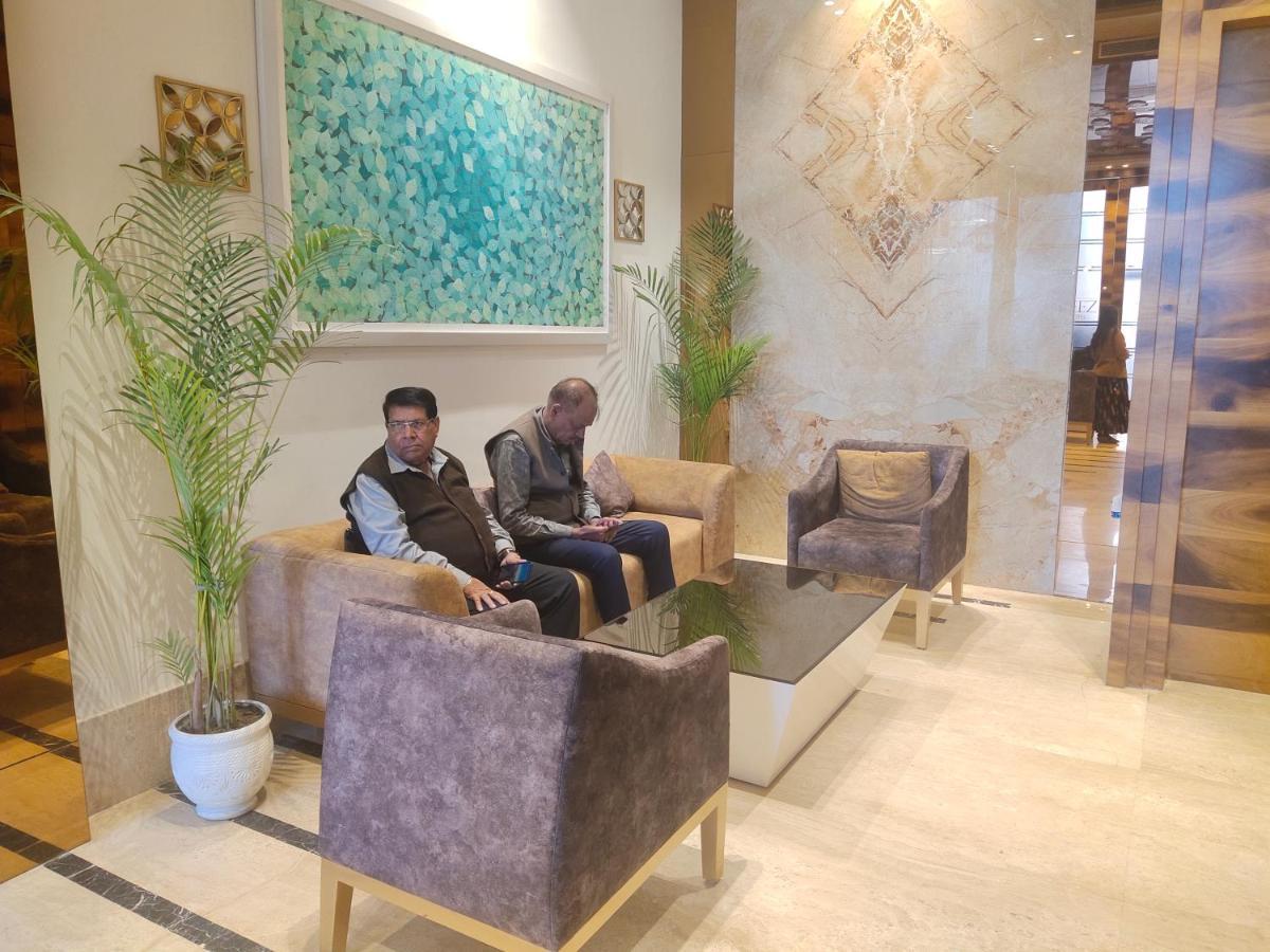 Delhieez - A Boutique Hotel Нью-Дели Экстерьер фото