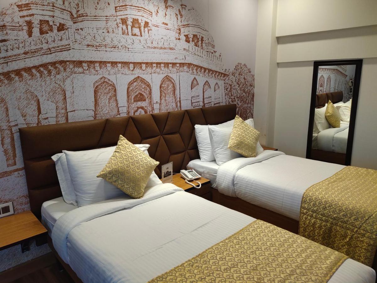 Delhieez - A Boutique Hotel Нью-Дели Экстерьер фото