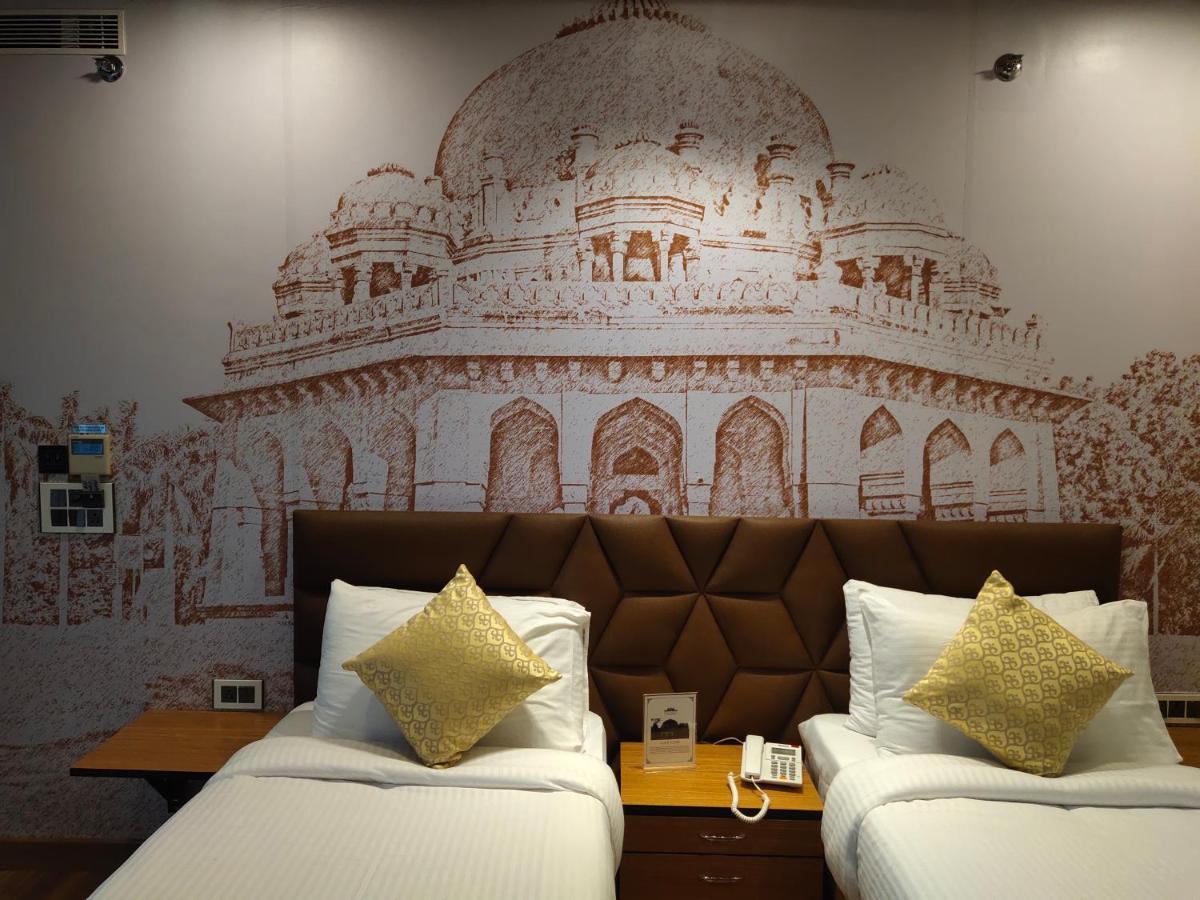 Delhieez - A Boutique Hotel Нью-Дели Экстерьер фото